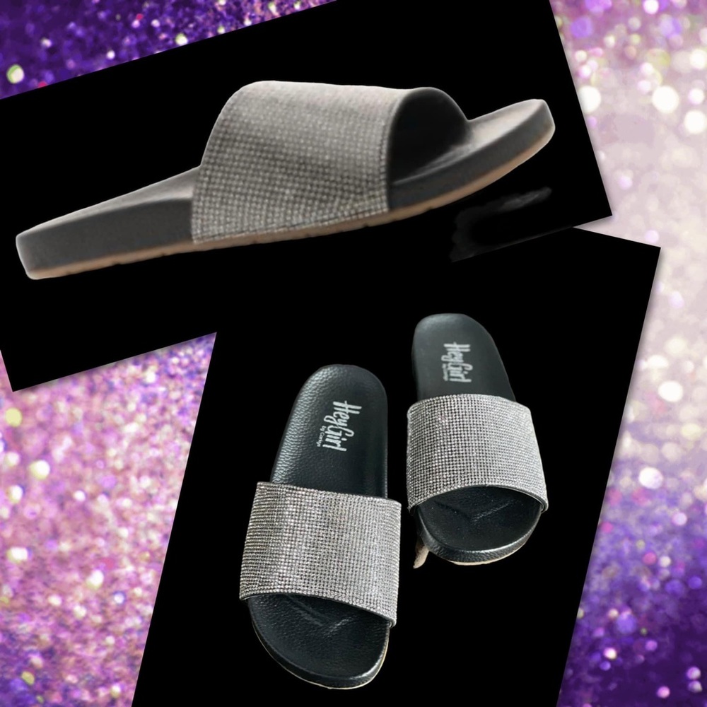 Corky’s Backyard Black/Clear Jewel Slides